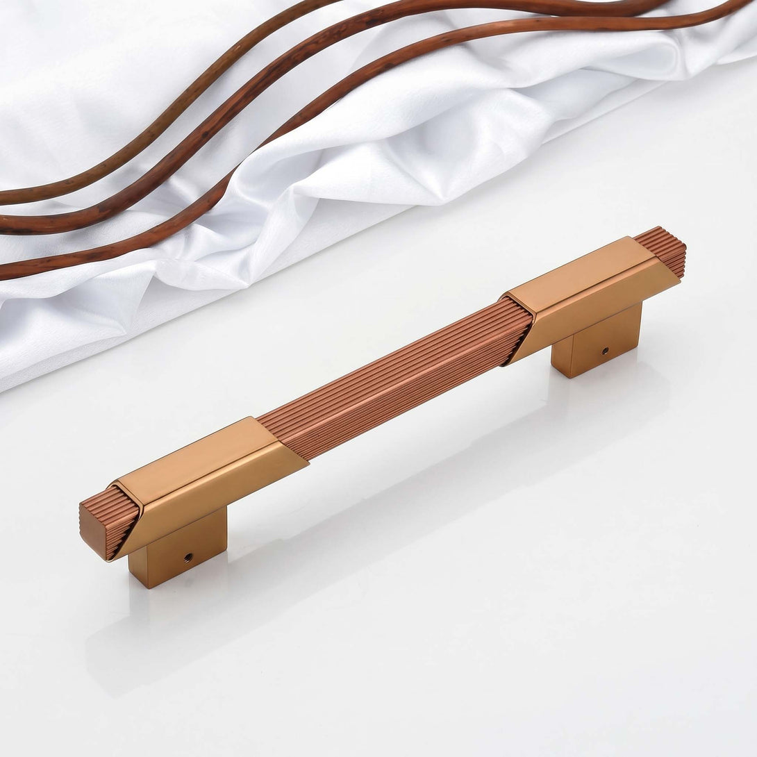 Striated Center Grip Luxe Pull Handles with Robust Build Quality & Mod