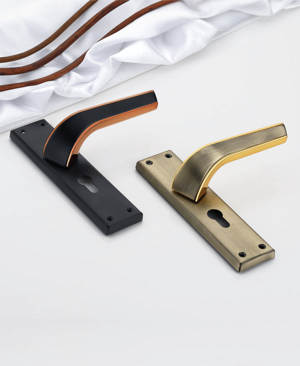 Rudra Mortise Handle Set - Sculptural Plate Pattern